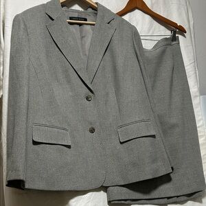 Anne Klein Light Gray Women's  Suit Jacket & Skirt.